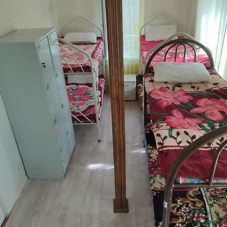 Hostel "Ormanova" Ałma Ata Zewnętrze zdjęcie